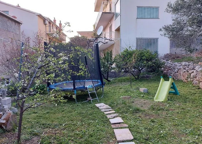 Apartments Oliva