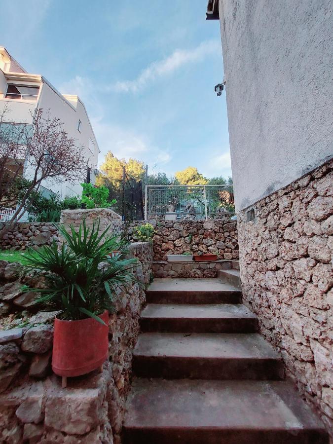 Oliva Apartment *
